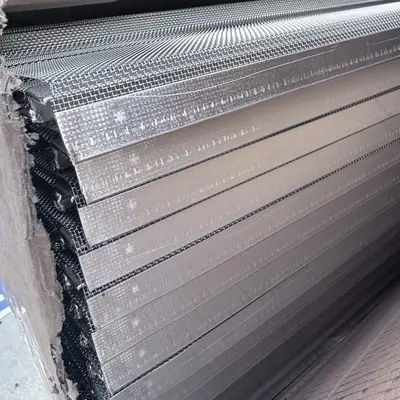 18 Mesh SS304 Stainless Steel Screen .017in Wire 5.8x46in 75° Bend (26 Pcs) - Thumbnail 3