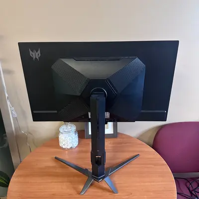 Acer Predator X27U 27" WQHD 2K OLED 240Hz 0.03ms FreeSync Gaming Monitor - Thumbnail 2