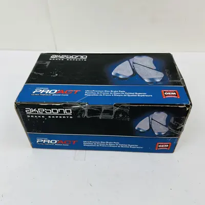 Akebono ACT642 Ceramic Brake Pads Front ProACT OEM for Honda Civic CRX Del Sol - Thumbnail 2