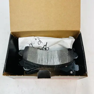 Akebono SDF974 Severe Duty Semi-Metallic Disc Brake Pads - Thumbnail 4