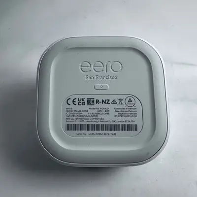 Amazon eero 6 Dual-Band Mesh Wi-Fi 6 Router Model N010001 AX1800 Gigabit Ports - Thumbnail 5