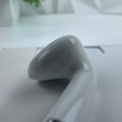 Apple AirPods 4 A3053 Wireless Earbuds with USB-C Charging Case - Thumbnail 5