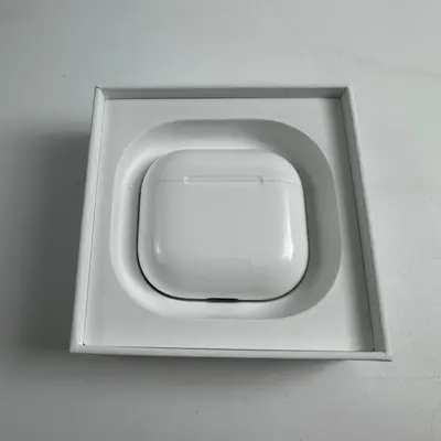 Apple AirPods 4 with Active Noise Cancellation White (MXP93LL/A) - Thumbnail 5
