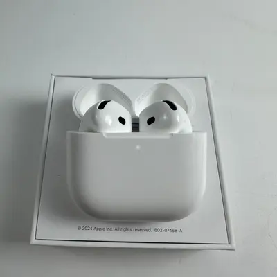 Apple AirPods 4 with Active Noise Cancellation White (MXP93LL/A) - Thumbnail 10
