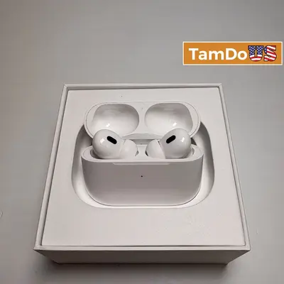 Apple AirPods Pro (2nd Gen) with MagSafe Case White - Thumbnail 1