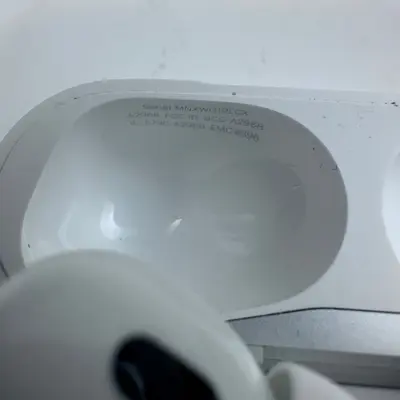 Apple AirPods Pro (2nd Gen) with MagSafe Charging Case (USB-C) Wireless Earbuds - Thumbnail 10