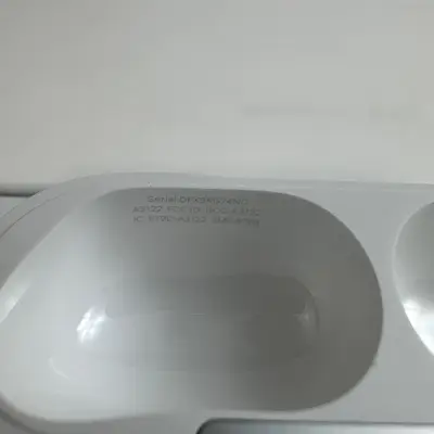 Apple AirPods Pro 3rd Wireless Active Noise Cancelling Earbuds - White MFHP4LL/A - Thumbnail 9
