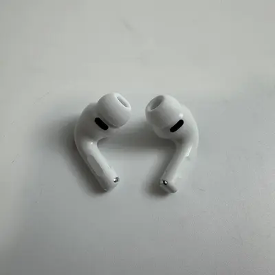 Apple AirPods Pro 3rd Wireless Active Noise Cancelling Earbuds - White MFHP4LL/A - Thumbnail 3