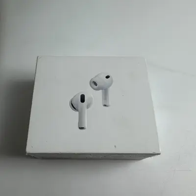 Apple AirPods Pro 3rd Wireless Active Noise Cancelling Earbuds - White MFHP4LL/A - Thumbnail 10