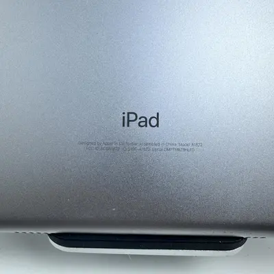 Apple iPad (5th Gen) 128GB, Wifi Only, Space Gray - Thumbnail 5