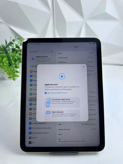 Apple iPad (A16) 11th Gen | Wi-Fi + Cellular | 128GB | Yellow - Thumbnail 4