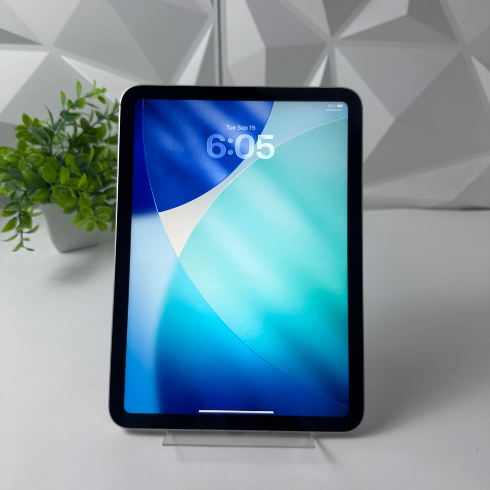Apple iPad (A16) 11th Gen | Wi-Fi + | Excellent | TamDo.us