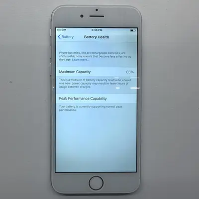 Apple iPhone 6, 16GB, Unlocked, Space Gray - Thumbnail 4