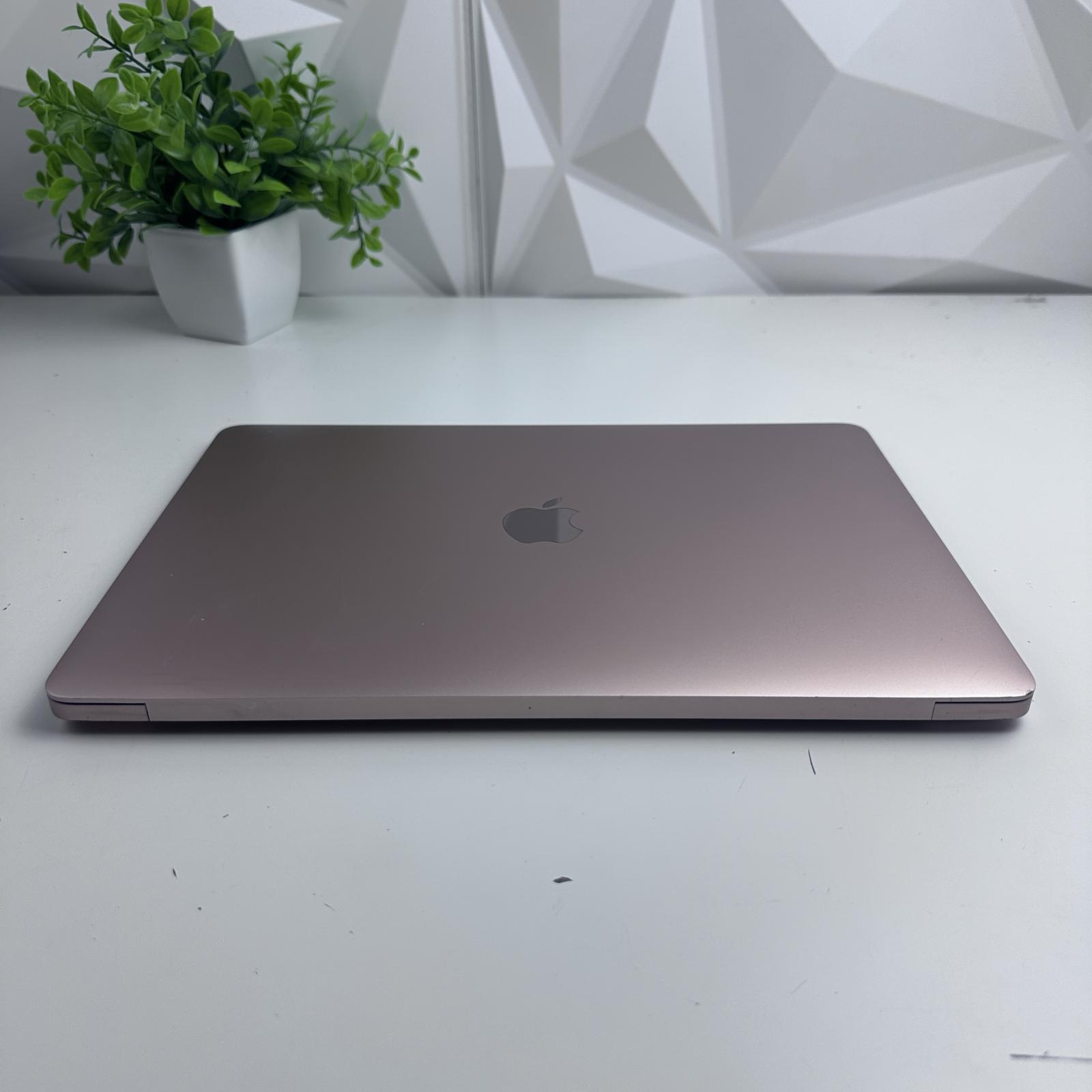 Apple MacBook Air (13-inch, 2019) i5 | Good | TamDo.us