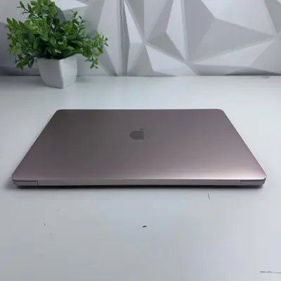 Apple MacBook Air (13-inch, 2019) i5 1.8GHz, 8GB RAM, 121GB SSD - Thumbnail 10