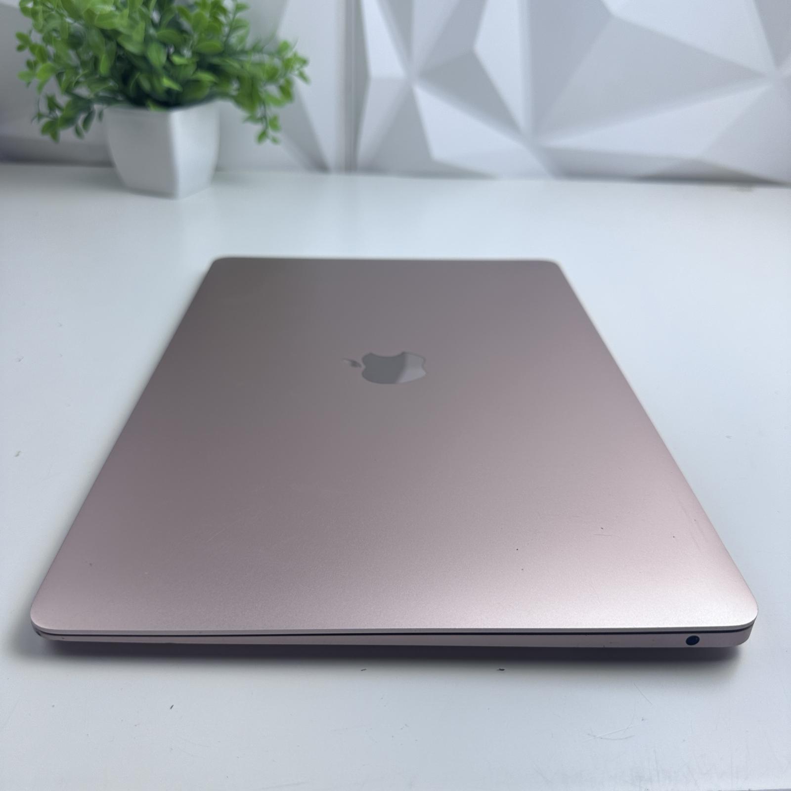 Apple MacBook Air (13-inch, 2019) i5 | Good | TamDo.us