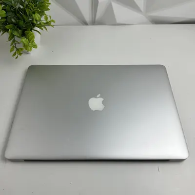 Apple MacBook Pro 15" (Mid 2015), i7 2.2GHz, 16GB, 256GB SSD - Thumbnail 8