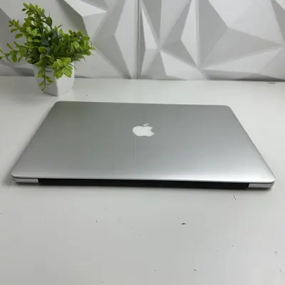 Apple MacBook Pro 15" (Mid 2015), i7 2.2GHz, 16GB, 256GB SSD - Thumbnail 5