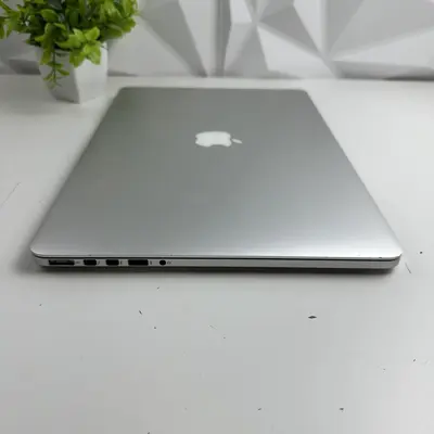 Apple MacBook Pro 15" (Mid 2015), i7 2.2GHz, 16GB, 256GB SSD - Thumbnail 7