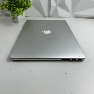 Apple MacBook Pro 15" (Mid 2015), i7 2.2GHz, 16GB, 256GB SSD - Thumbnail 4