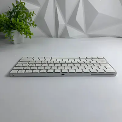 Apple Magic Keyboard 2 Wireless Silver A1644 EMC 2815 MLA22LL/A - Thumbnail 2