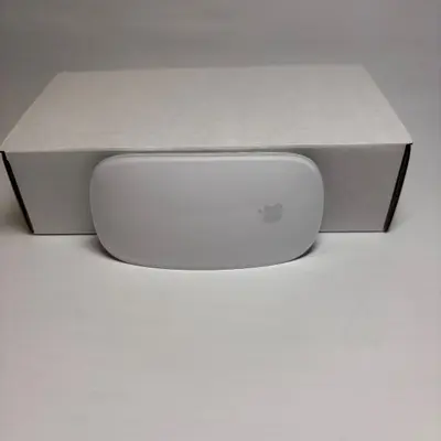 Apple Magic Mouse (2024) USB-C Model A3204, White - Thumbnail 2