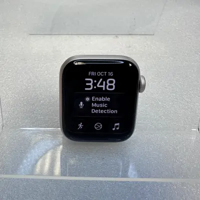 Apple Watch SE (3rd Gen, Cellular) 40mm Starlight AL Case Sport Band - Thumbnail 5