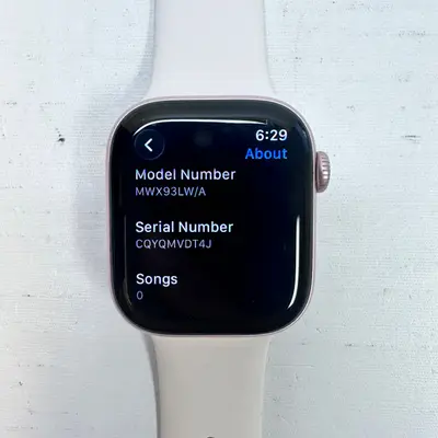 Apple Watch Series 10 (42mm, Cellular) Gold AL Case Light Blush Sport Band - Thumbnail 3