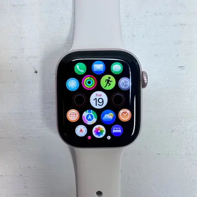 Apple Watch Series 10 (42mm, Cellular) Gold AL Case Light Blush Sport Band - Thumbnail 2