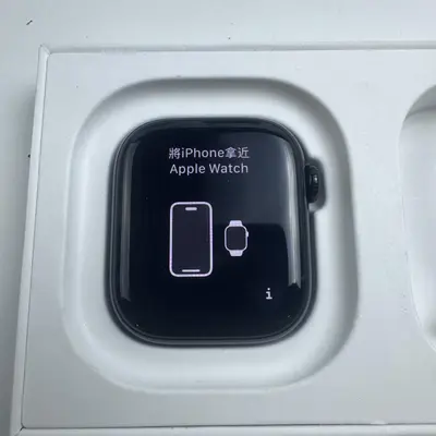 Apple Watch Series 10 (42mm, Cellular) Jet Black AL Purple Sport Band S/M - Thumbnail 6