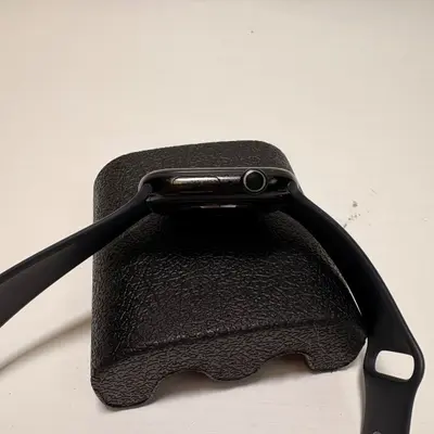 Apple Watch Series 10 (46mm, Cellular) Jet Black AL Case Black Sport Band M/L - Thumbnail 5