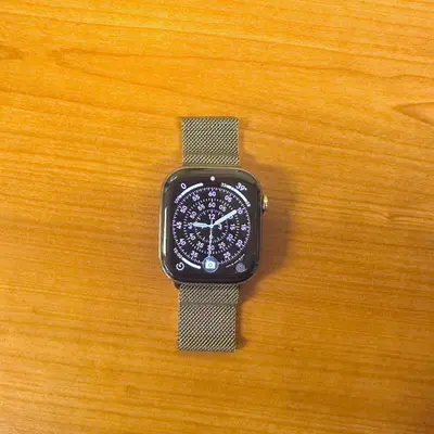 Apple Watch Series 10 (46mm, Cellular) Titanium Case Milanese Loop - Thumbnail 3