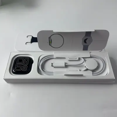 Apple Watch Series 11 (46mm, Cellular) Jet Black Aluminum Case Black Sport Band - Thumbnail 7
