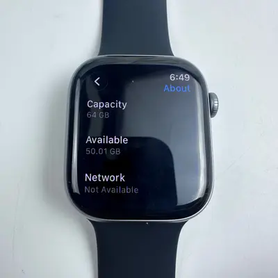Apple Watch Series 11 (46mm, Cellular) Space Gray Aluminum Case Sport Band - Thumbnail 9