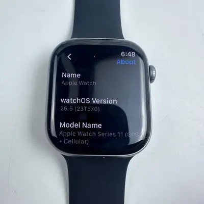 Apple Watch Series 11 (46mm, Cellular) Space Gray Aluminum Case Sport Band - Thumbnail 6