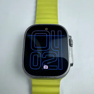 Apple Watch Ultra 1st Gen (49mm, GPS + Cellular) Titanium Case Yellow Ocean Band - Thumbnail 3