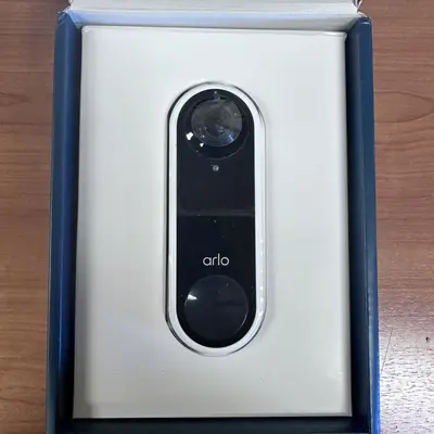 Arlo AVD1001 Wired Video Doorbell 1080P HD, Night Vision, 2-Way Audio - Thumbnail 2