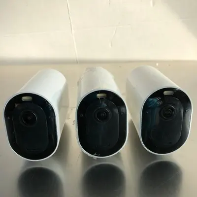 Arlo Pro 4 XL Spotlight 3-Cam Security Bundle VMS4352P-1CCNAS, 2K HDR - Thumbnail 3