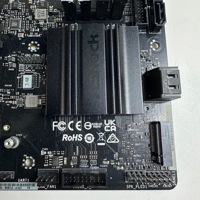 ASRock B650M-CX REV 2.03 AM5 Micro ATX Motherboard AMD Ryzen 7000 8000 9000 DDR5 - Thumbnail 5