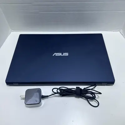 ASUS VivoBook 15.6" FHD Laptop, Intel Pentium N5030, 4GB RAM, 128GB, Windows 11 - Thumbnail 2