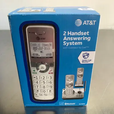 AT&T DL72250 Dual Handset Cordless Phone - Thumbnail 2