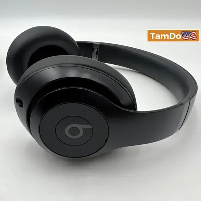 Beats by Dr. Dre Studio Pro Wireless Over-Ear Headphones, Black, Bluetooth - Thumbnail 1