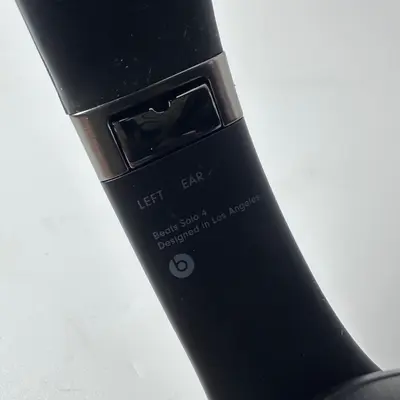 Beats By Dre Solo 4 Bluetooth Wireless On-Ear Headphones, Black, Fast Pairing - Thumbnail 7