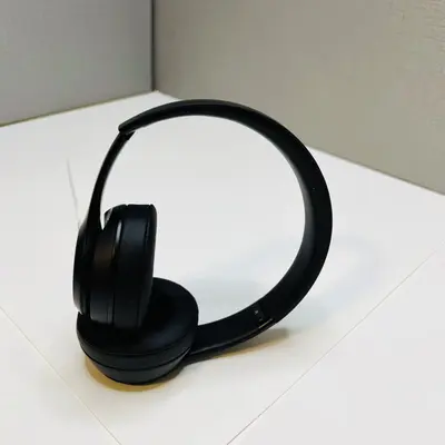 Beats Solo3 Wireless Headphones - Black, Bluetooth, New Open Box - Thumbnail 9