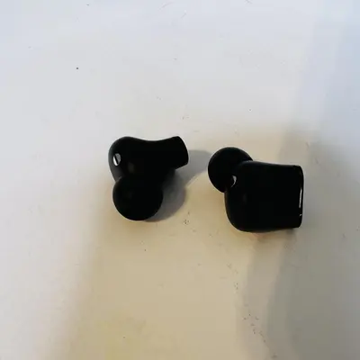 Beats Studio Buds True Wireless Noise Cancelling Earbuds (Black) - Thumbnail 3