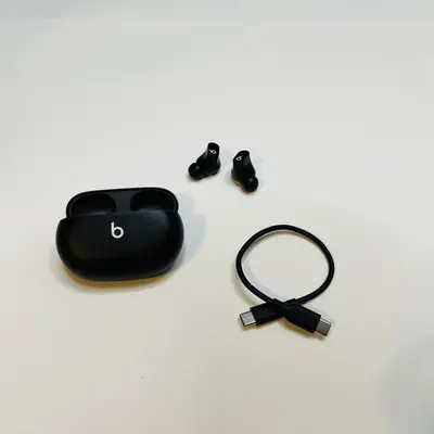 Beats Studio Buds Wireless Noise Cancelling Earbuds – Black | Charging Case - Thumbnail 5