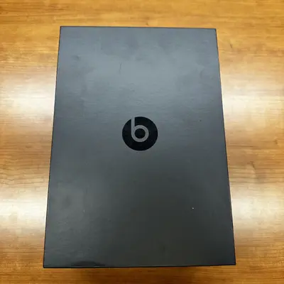 Beats Studio3 Wireless Noise Cancelling Over-Ear Headphones, Matte Black - Thumbnail 8