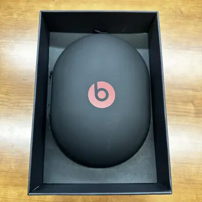 Beats Studio3 Wireless Noise Cancelling Over-Ear Headphones, Matte Black - Thumbnail 6