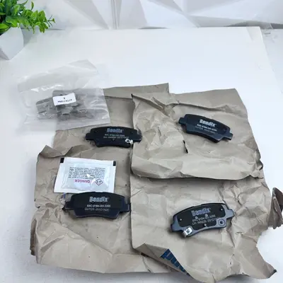Bendix CFC2205 Ultra Ceramic Rear Pads Fits Toyota Camry Corolla Lexus ES350 - Thumbnail 5