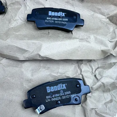 Bendix CFC2205 Ultra Ceramic Rear Pads Fits Toyota Camry Corolla Lexus ES350 - Thumbnail 9
